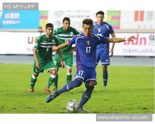 卡足球球星的崛起与挑战：从年轻天才到世界顶级球员的奋斗之路